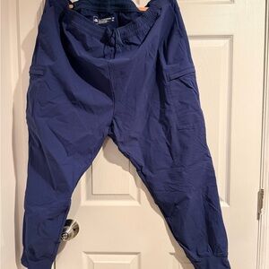 The North Face Women's Navy Cargo Pants